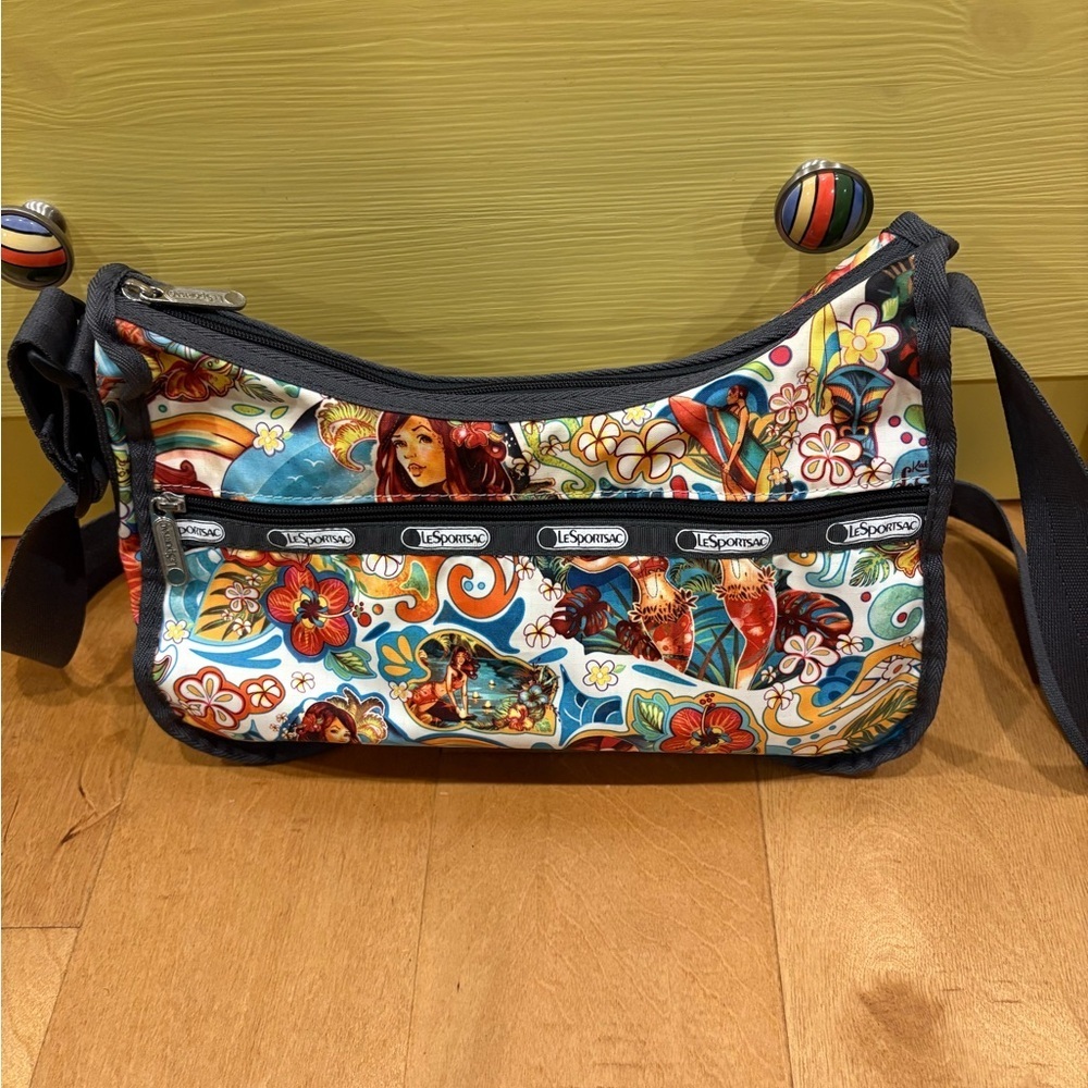 LeSportsac rare Hawaiian print nylon shoulder bag - Picture 1 of 7